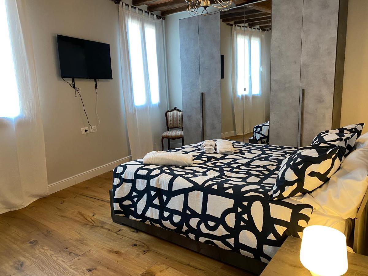 Appartement Lovely Flat Between Mercato Centrale And Duomo à Florence Extérieur photo